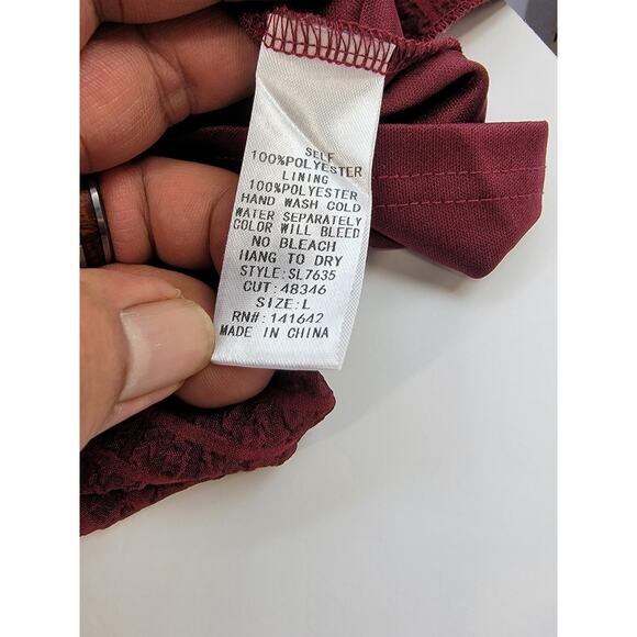 JesusGirl Apparel, Isaiah 43:1, Red off/on shoulder Romper Size L, NWOT - Picture 14 of 15